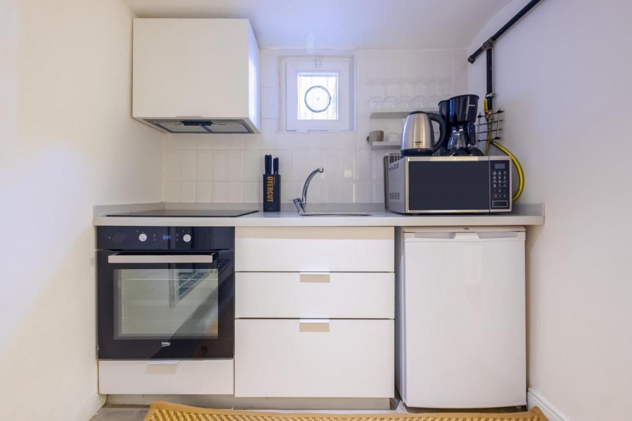 Vibrant Flat 5 Minutes Walk To Istiklal In Beyoglu Apartment Istanbul Ngoại thất bức ảnh